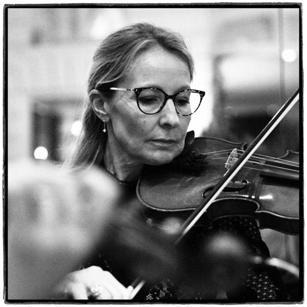 Anne-Dorothée, violon